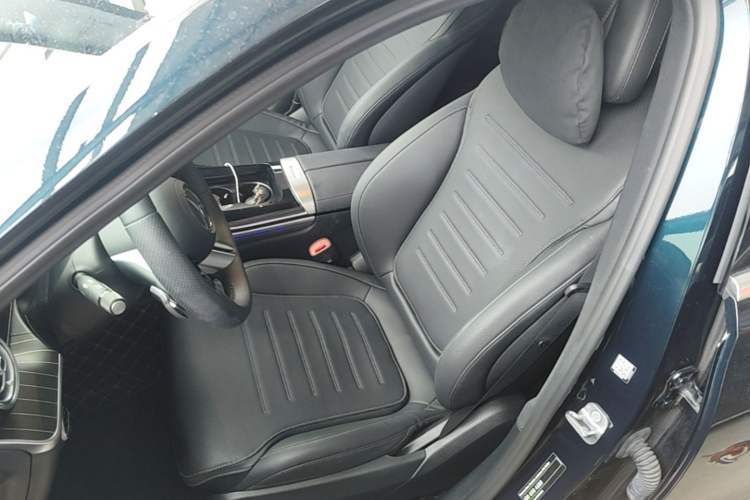 Used Mercedes-Benz C-Class 2024 Restyled C 260 L Sport Edition Left Front Seat
