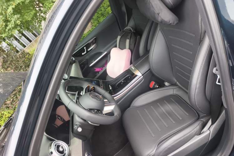 Used Mercedes-Benz C-Class 2024 C 260 L Sport Edition Left Front Seat