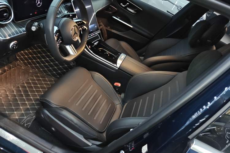 Used Mercedes-Benz C-Class 2024 C 200 L Sport Edition Left Front Seat