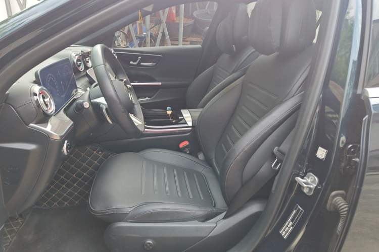 Used Mercedes-Benz C-Class 2024 Second Facelift C 260 L Sport Edition Left Front Seat