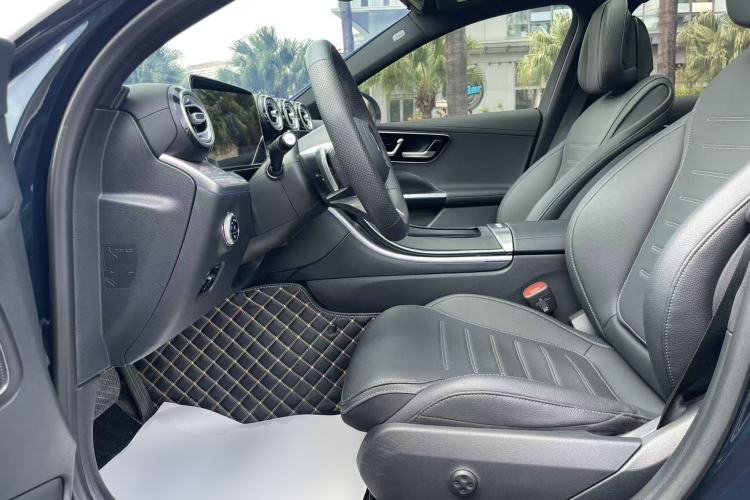 Used Mercedes-Benz C-Class 2024 C 260 L Sport Edition Left Front Seat