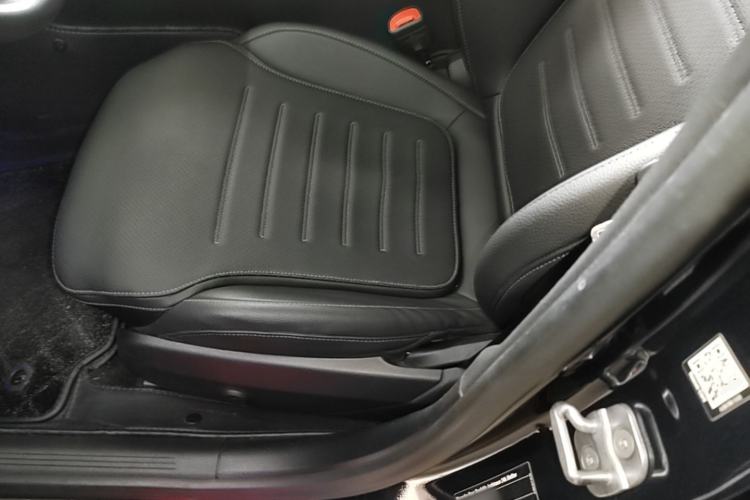Used Mercedes-Benz C-Class 2024 C 200 L Sport Edition Left Front Seat