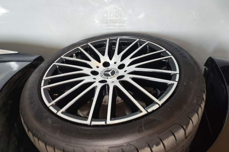 Used Mercedes-Benz C-Class 2024 Restyled C-Class 260 L Sport Edition Left Front Wheel Hub