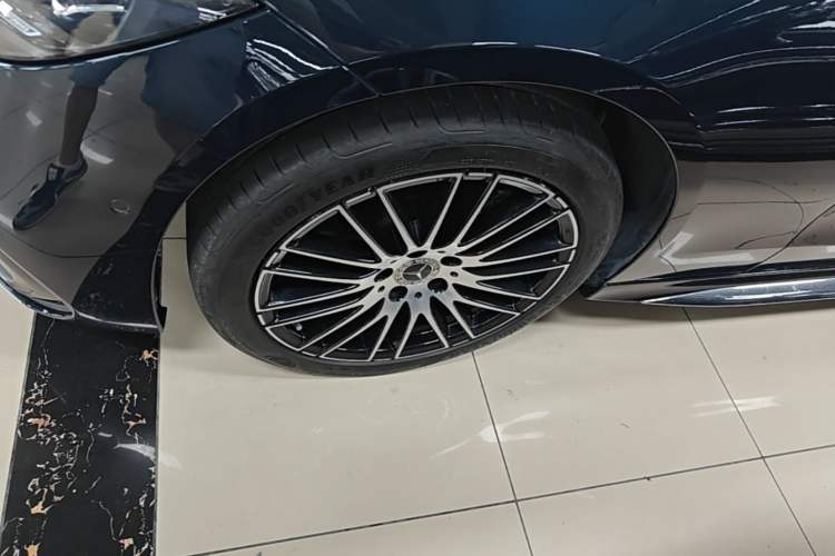 Used Mercedes-Benz C-Class 2024 C 260 L Sport Edition Left Front Wheel Hub