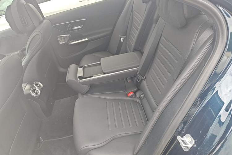 Used Mercedes-Benz C-Class 2024 Facelift C 260 L Night Edition Sport Version Left Rear Seat
