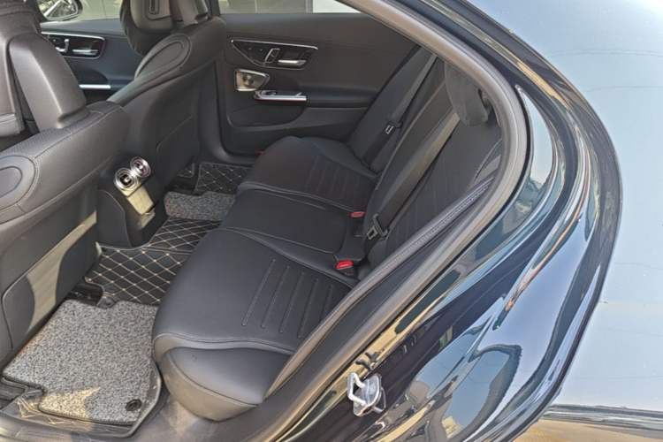Used Mercedes-Benz C-Class 2024 Facelift C 260 L Night Edition Sport Version Left Rear Seat