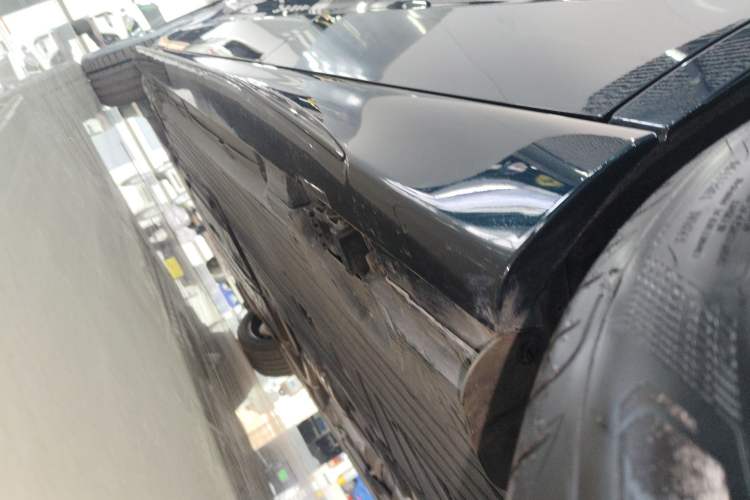 Used Mercedes-Benz C-Class 2024 Second Facelift C 260 L Starry Night Sport Edition Left Side Sill