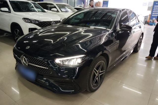 Used Mercedes-Benz C-Class 2024 Facelifted C-Class 260 L Night Edition Sports Version