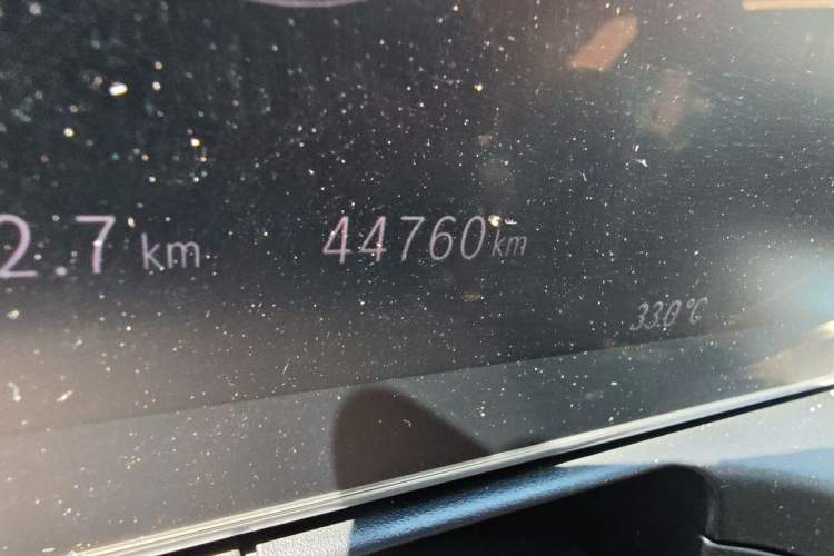 Used Mercedes-Benz C-Class 2024 Restyled C 260 L Sport Edition Odometer Close Up