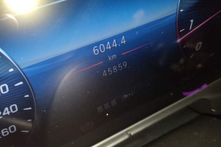 Used Mercedes-Benz C-Class 2024 Restyled C 260 L Sport Edition Odometer Close Up