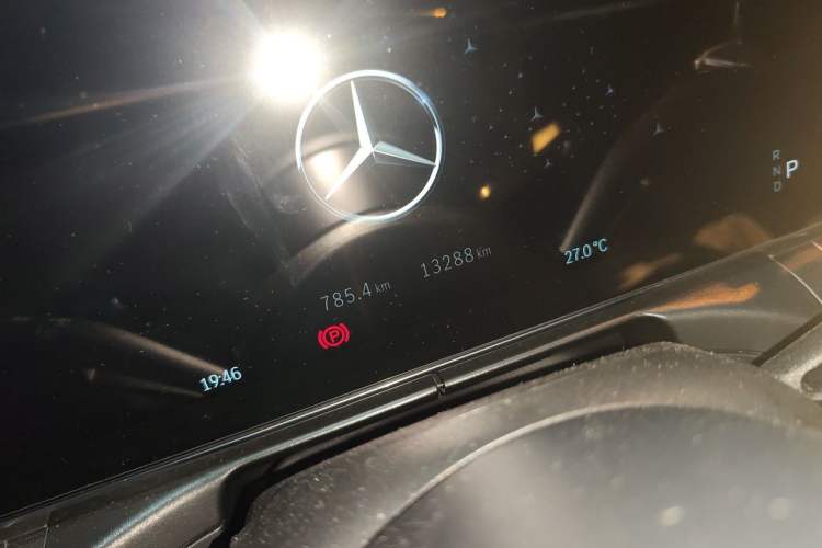 Used Mercedes-Benz C-Class 2024 C 260 L Brilliant Night Sports Edition Odometer Close Up