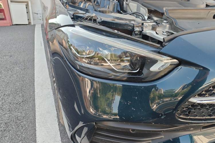 Used Mercedes-Benz C-Class 2024 Restyled C 260 L Sport Edition Right Front Headlight