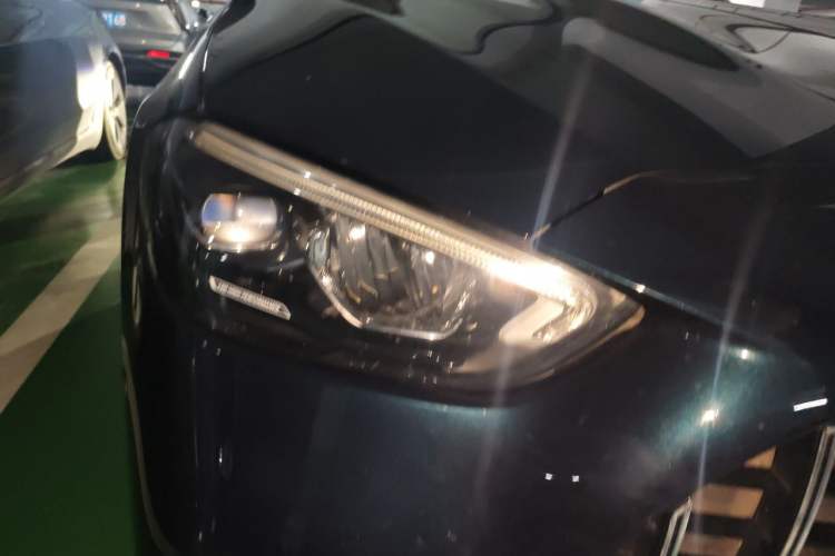 Used Mercedes-Benz C-Class 2024 C 260 L Sport Edition Right Front Headlight