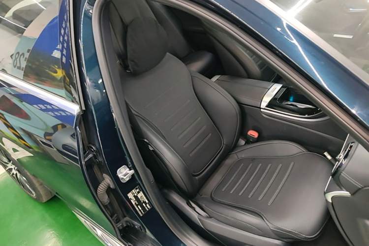 Used Mercedes-Benz C-Class 2024 C 200 L Sport Edition Right Front Seat