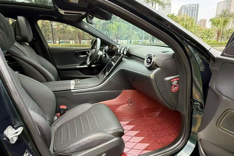 Used Mercedes-Benz C-Class 2024 Restyled C 260 L Sport Edition Right Front Seat