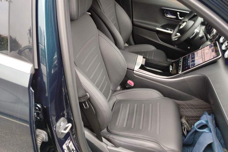 Used Mercedes-Benz C-Class 2024 C 260 L Sport Edition Right Front Seat