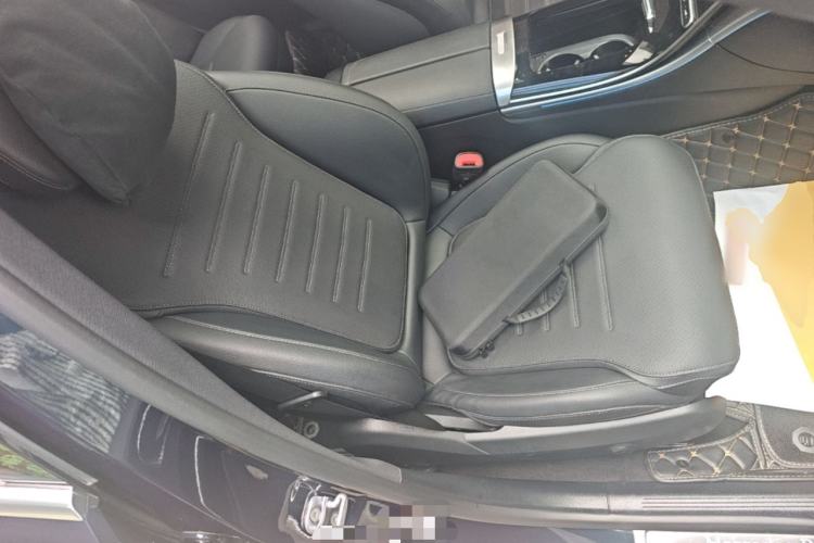 Used Mercedes-Benz C-Class 2024 Restyled C 260 L Sport Edition Right Front Seat