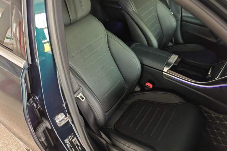 Used Mercedes-Benz C-Class 2024 Restyled C 260 L Sport Edition Right Front Seat