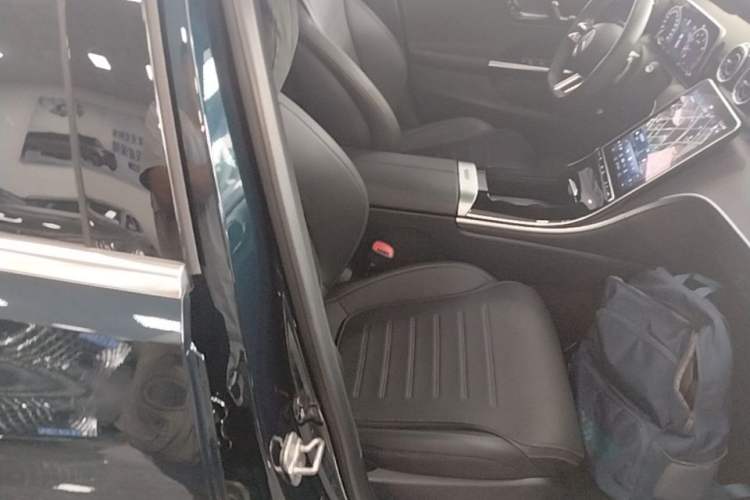 Used Mercedes-Benz C-Class 2024 C 200 L Sport Edition Right Front Seat