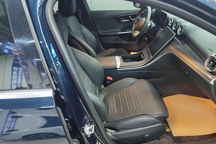 Used Mercedes-Benz C-Class 2024 Restyled C-Class 260 L Sport Edition Right Front Seat