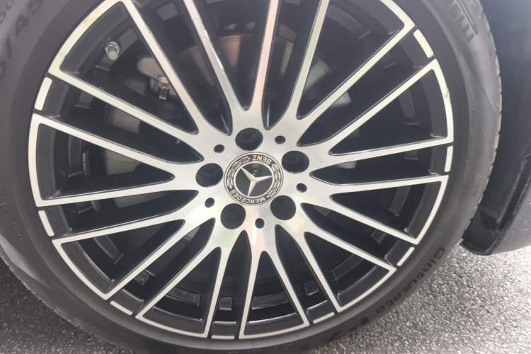 Used Mercedes-Benz C-Class 2024 C 260 L Sport Edition Right Front Wheel Hub