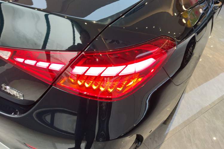 Used Mercedes-Benz C-Class 2024 Restyled C 260 L Sport Edition Right Rear Taillight