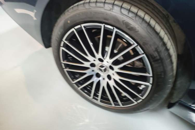 Used Mercedes-Benz C-Class 2024 Restyled C-Class 260 L Sport Edition Right Rear Wheel Hub