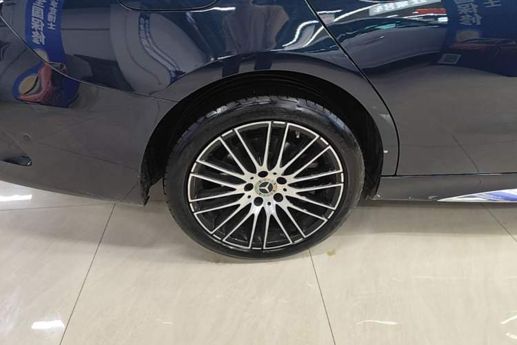 Used Mercedes-Benz C-Class 2024 Restyled C-Class 260 L Sport Edition Right Rear Wheel Hub