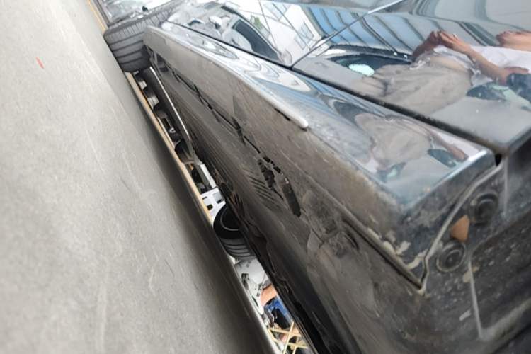 Used Mercedes-Benz C-Class 2024 Restyled C 260 L Sport Edition Right Side Sill