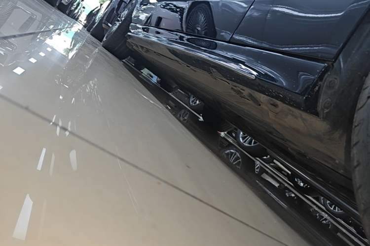 Used Mercedes-Benz C-Class 2024 C 260 L Sport Edition Right Side Sill
