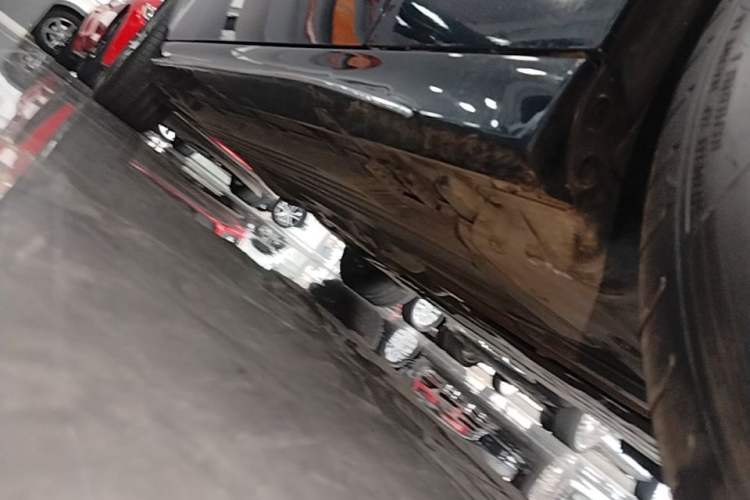 Used Mercedes-Benz C-Class 2024 C 200 L Sport Edition Right Side Sill