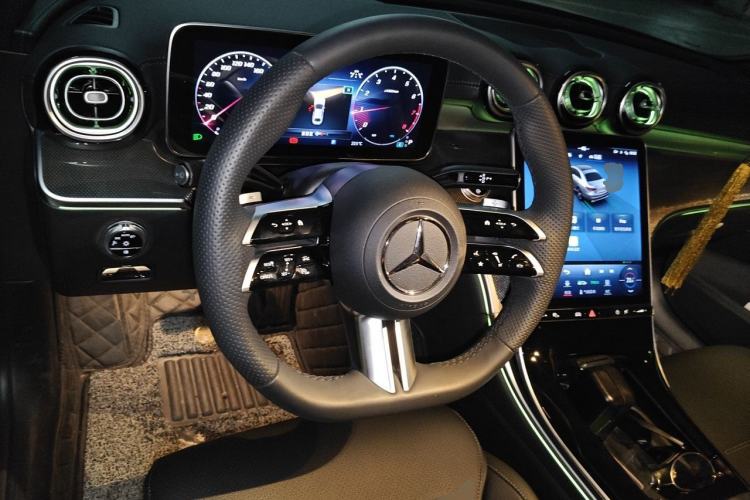 Used Mercedes-Benz C-Class 2024 Restyled C 260 L Sport Edition Steering Wheel