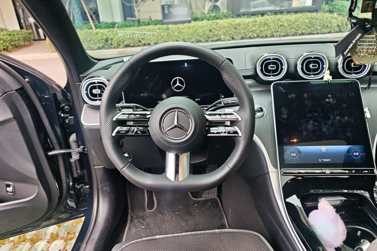 Used Mercedes-Benz C-Class 2024 Second Facelift C 260 L Starry Night Sport Edition Steering Wheel
