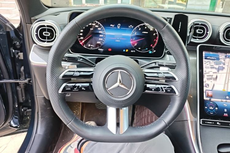 Used Mercedes-Benz C-Class 2024 Second Facelift C 260 L Sport Edition Steering Wheel