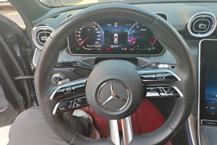 Used Mercedes-Benz C-Class 2024 Restyled C 260 L Sport Edition Steering Wheel