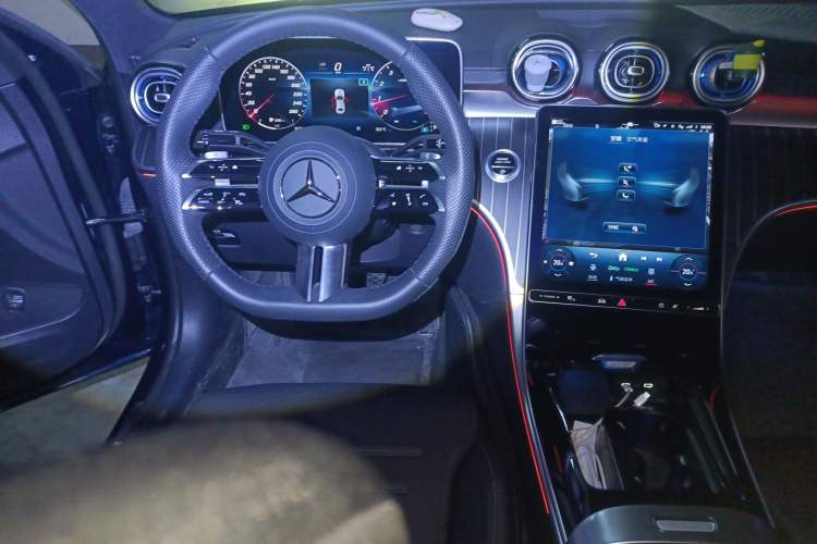 Used Mercedes-Benz C-Class 2024 Facelift C 260 L Night Edition Sport Version Steering Wheel