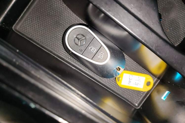Used Mercedes-Benz C-Class 2024 C 200 L Sport Edition Vehicle Key
