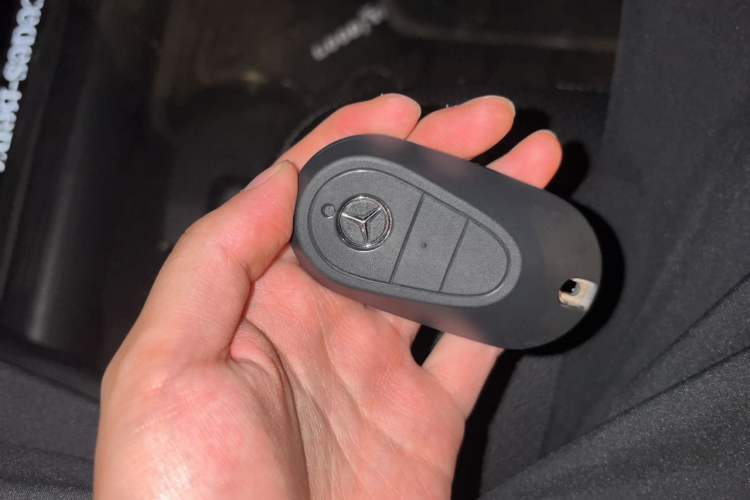 Used Mercedes-Benz C-Class 2024 Restyled C-Class 260 L Sport Edition Vehicle Key