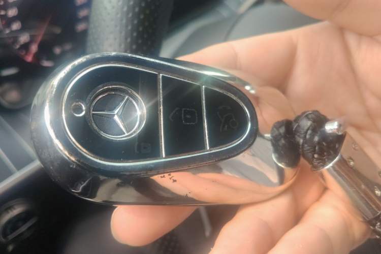 Used Mercedes-Benz C-Class 2024 Restyled C-Class 260 L Sport Edition Vehicle Key