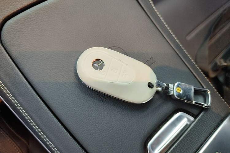 Used Mercedes-Benz C-Class 2024 Restyled C-Class 260 L Sport Edition Vehicle Key