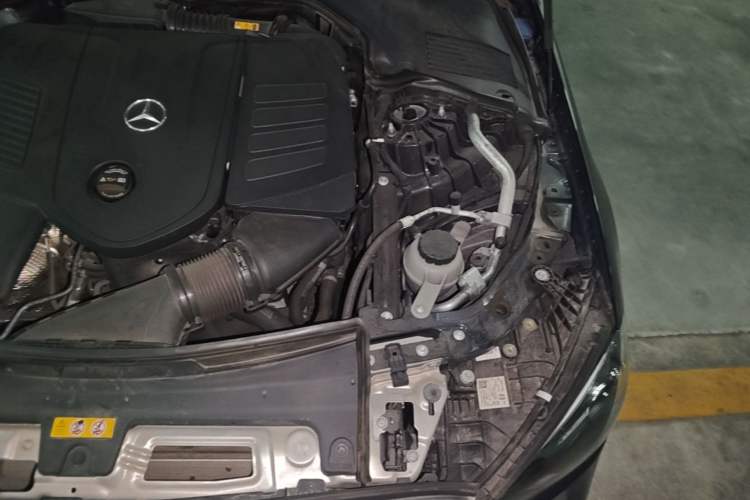 Used Mercedes-Benz C-Class 2024 Facelift C 260 L Night Edition Sport Version Engine Bay Left