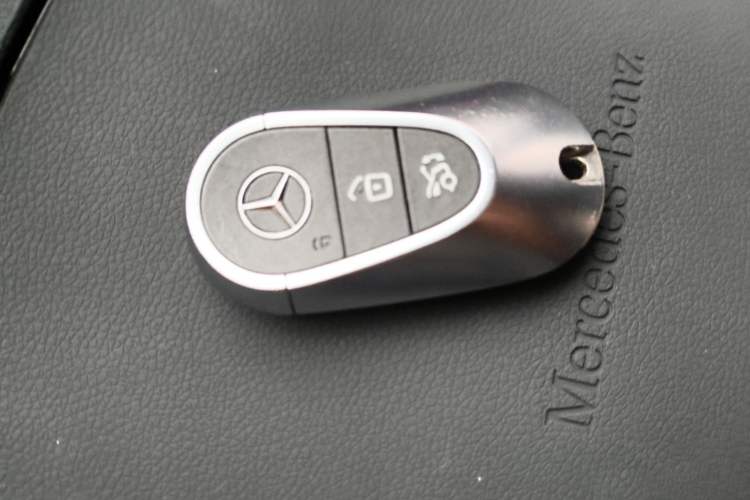 Used Mercedes-Benz C-Class 2024 C 260 L Sport Edition Vehicle Key