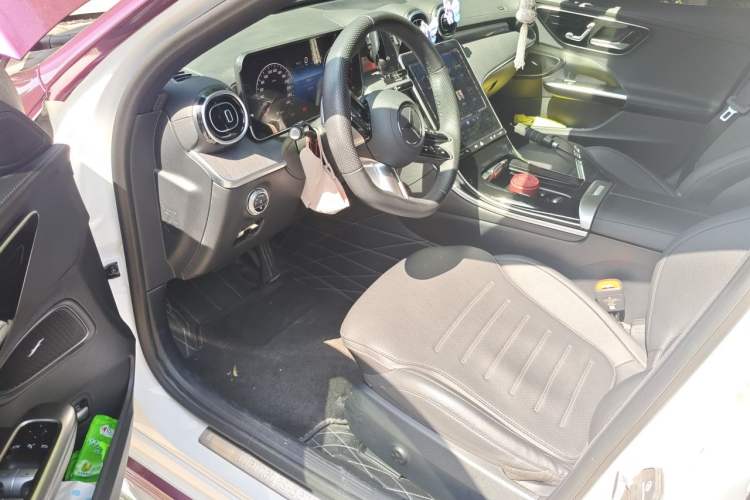 Used Mercedes-Benz C-Class 2024 C 200 L Sport Edition Driver Seat