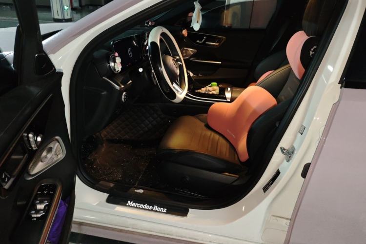 Used Mercedes-Benz C-Class 2024 C 260 L Brilliant Night Sports Edition Driver Seat