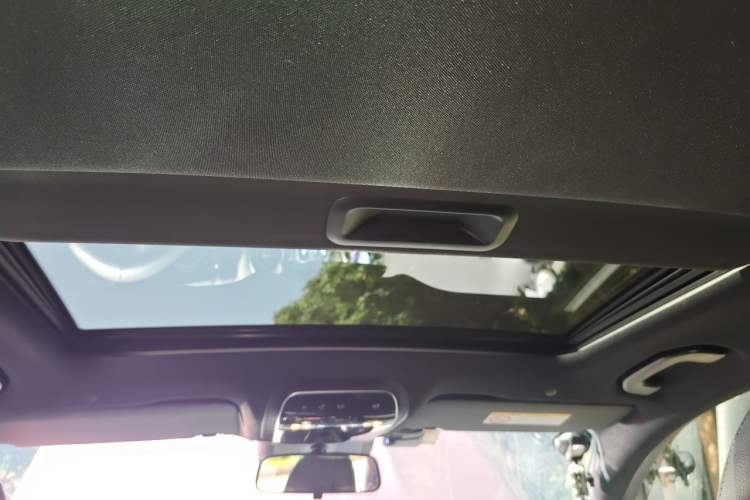 Used Mercedes-Benz C-Class 2024 C 200 L Sport Edition Headliner