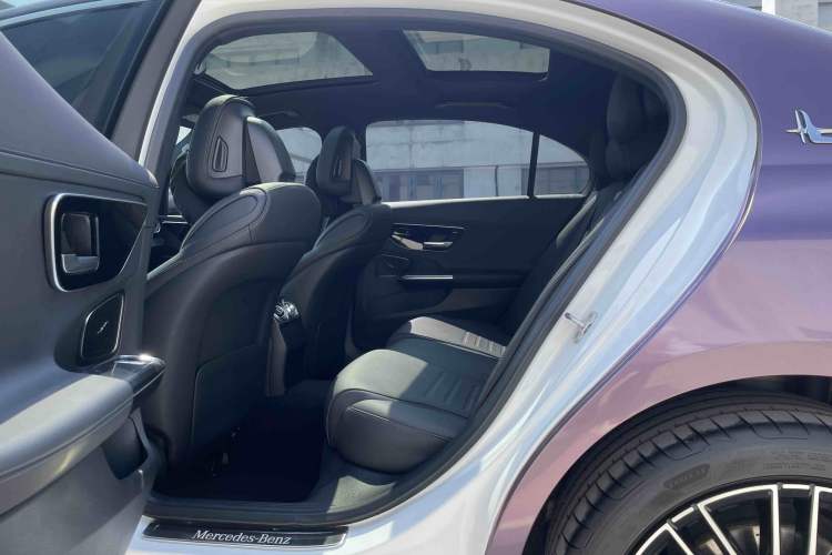 Used Mercedes-Benz C-Class 2024 Restyled C 260 L Sport Edition Interior 4