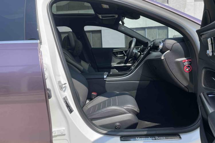 Used Mercedes-Benz C-Class 2024 Restyled C 260 L Sport Edition Interior 5