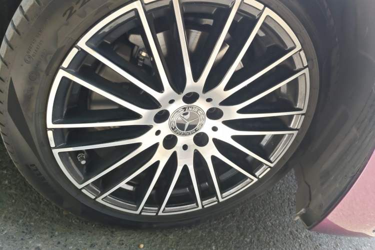 Used Mercedes-Benz C-Class 2024 C 200 L Sport Edition Right Front Wheel Hub
