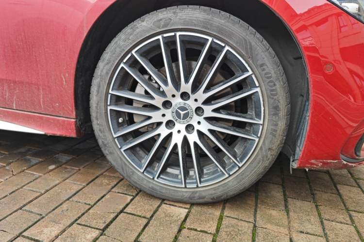 Used Mercedes-Benz C-Class 2024 Restyled C-Class 260 L Sport Edition Right Front Wheel Hub
