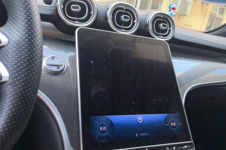 Used Mercedes-Benz C-Class 2024 Restyled C 260 L Sport Edition Audio And AC Panel